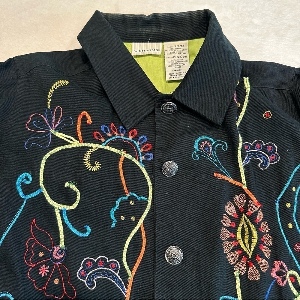 EU Vintage White Stag Floral Embroidered Black Denim Jacket - Picture 6 of 14